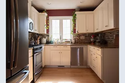 40 Brattle St #7, Arlington, MA 02476 - Photo 6