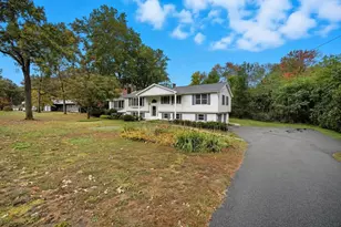 98 Brookhaven Dr, East Longmeadow, MA 01028 - Photo 2