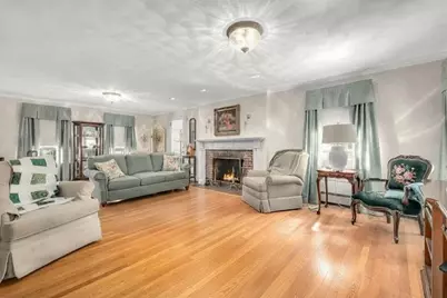 647 Main Street, Shrewsbury, MA 01545 - Photo 8