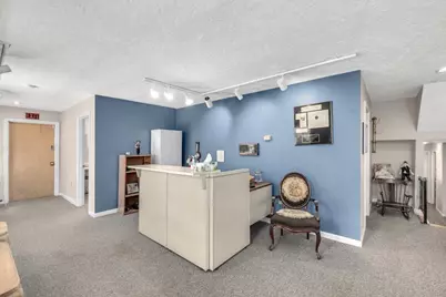 647 Main Street, Shrewsbury, MA 01545 - Photo 30
