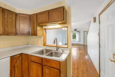 29-A Chilmark St, Worcester, MA 01604 - Photo 6