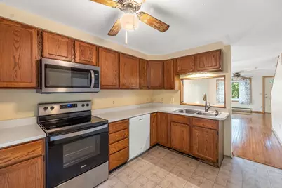 29-A Chilmark St, Worcester, MA 01604 - Photo 8