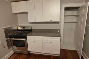 8 Herbert St, Salem, MA 01970 - Photo 2