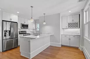 29 Central St, Manchester by the Sea, MA 01944 - Photo 6