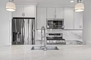 29 Central St, Manchester by the Sea, MA 01944 - Photo 10