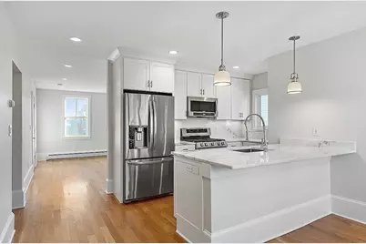 29 Central Street #2, Manchester by the Sea, MA 01944 - Photo 4