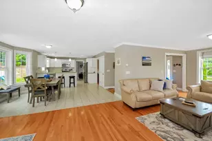 8 Autumn Gate Cir, Millbury, MA 01527 - Photo 18