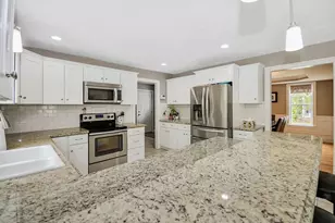 8 Autumn Gate Cir, Millbury, MA 01527 - Photo 12