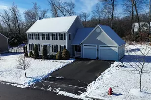 8 Autumn Gate Cir, Millbury, MA 01527 - Photo 6