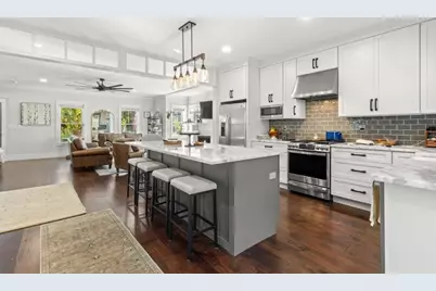 90 Walnut Rd, North Attleboro, MA 02760 - Photo 2