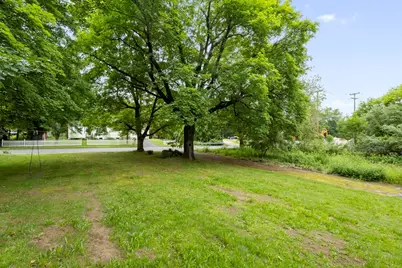 35-R Whiting St, North Attleboro, MA 02760 - Photo 6