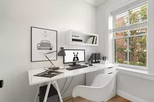 18 Grove St, Boston, MA 02114 - Photo 4