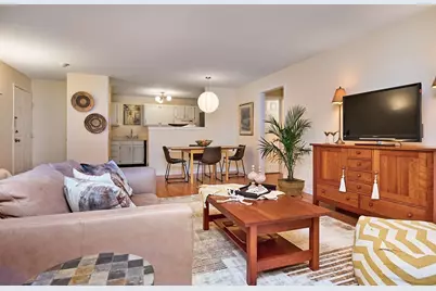 44 Evergreen Rd. #302, Northampton, MA 01053 - Photo 4