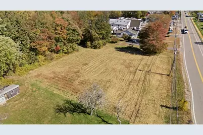 23 Uxbridge Rd, Mendon, MA 01756 - Photo 10