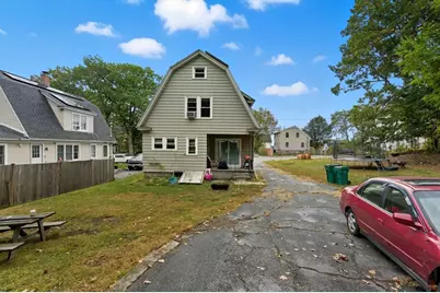 62 Hancock St, Fitchburg, MA 01420 - Photo 24