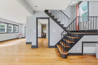 62 Hancock St, Fitchburg, MA 01420 - Photo 4