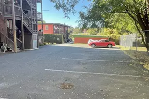 329 Beech St, Holyoke, MA 01040 - Photo 6