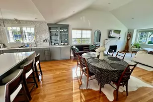 3 Day Cir, Woburn, MA 01801 - Photo 2