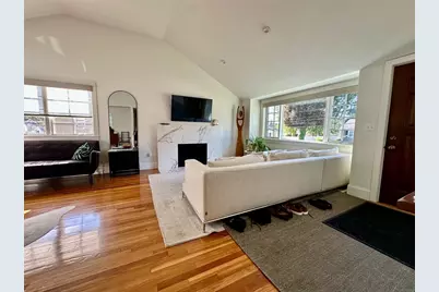 3 Day Circle, Woburn, MA 01801 - Photo 4