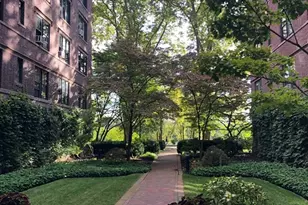 988 Memorial Dr, Cambridge, MA 02138 - Photo 2