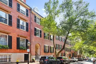 20 Chestnut St, Boston, MA 02108 - Photo 26