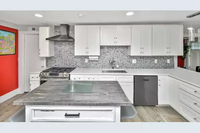 32-32R Temple St, Boston, MA 02126 - Photo 2