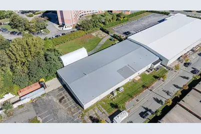 11R David St #rear, New Bedford, MA 02744 - Photo 18