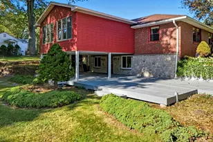 73 Silver Lake Dr, Agawam, MA 01001 - Photo 30