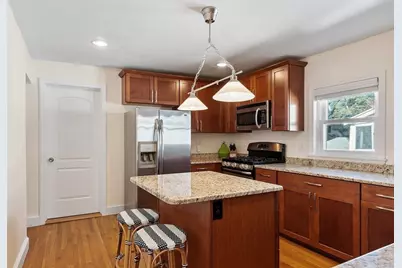 30-32 Unity Ave #30, Belmont, MA 02478 - Photo 2