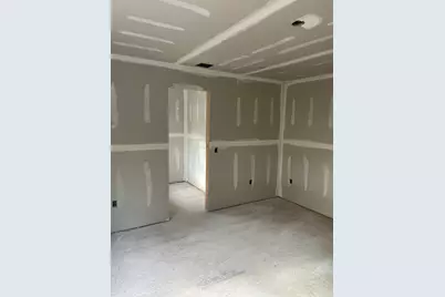 517 South Washington St, Belchertown, MA 01007 - Photo 12