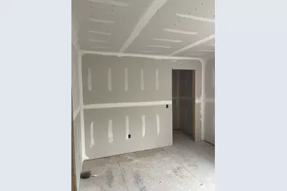 517 South Washington St, Belchertown, MA 01007 - Photo 8