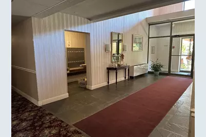 2 Summit Dr. #21, Reading, MA 01867 - Photo 6