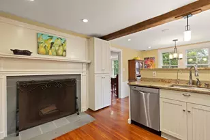 407 Highland St, Milton, MA 02186 - Photo 6