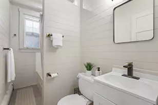 8 Spring Garden St, Boston, MA 02125 - Photo 22