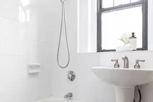 60 Queensberry St, Boston, MA 02215 - Photo 18
