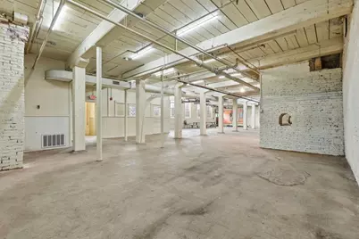 420 Dwight St, Holyoke, MA 01040 - Photo 12