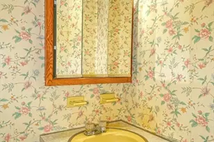 139 Davis St, Northborough, MA 01532 - Photo 12