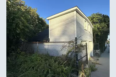 472 Buffinton St (Ns), Fall River, MA 02722 - Photo 12