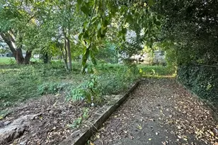 472 Buffinton St (Ns), Fall River, MA 02722 - Photo 6