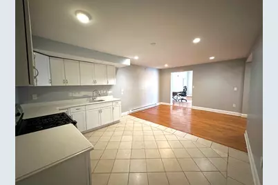 426 Boston St #1, Lynn, MA 01905 - Photo 12