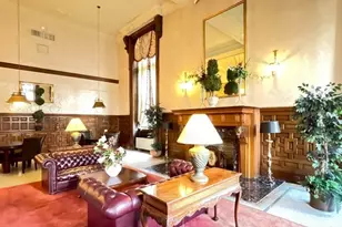 140 Chestnut St, Springfield, MA 01103 - Photo 2