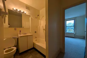 140 Chestnut St, Springfield, MA 01103 - Photo 8