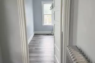 15 Mechanic St, Attleboro, MA 02703 - Photo 8