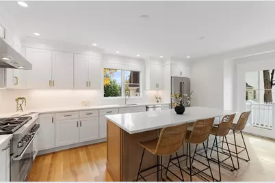 144 Dexter Ave, Watertown, MA 02472 - Photo 8