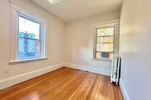 6 Pkwy, Brookline, MA 02445 - Photo 8