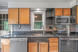 668 S Main St, Sharon, MA 02067 - Photo 10