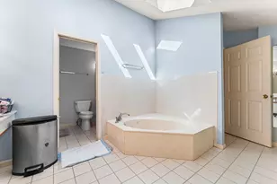 92 Jimney Dr, Westford, MA 01886 - Photo 16