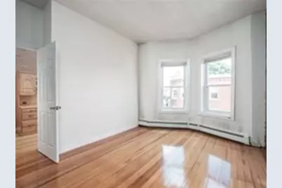 4 Saxton St, Boston, MA 02125 - Photo 4
