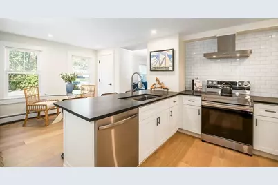 238 Western Ave. #A, Essex, MA 01929 - Photo 4