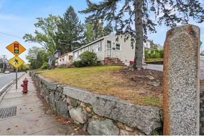 935 Bridge St, Lowell, MA 01850 - Photo 26